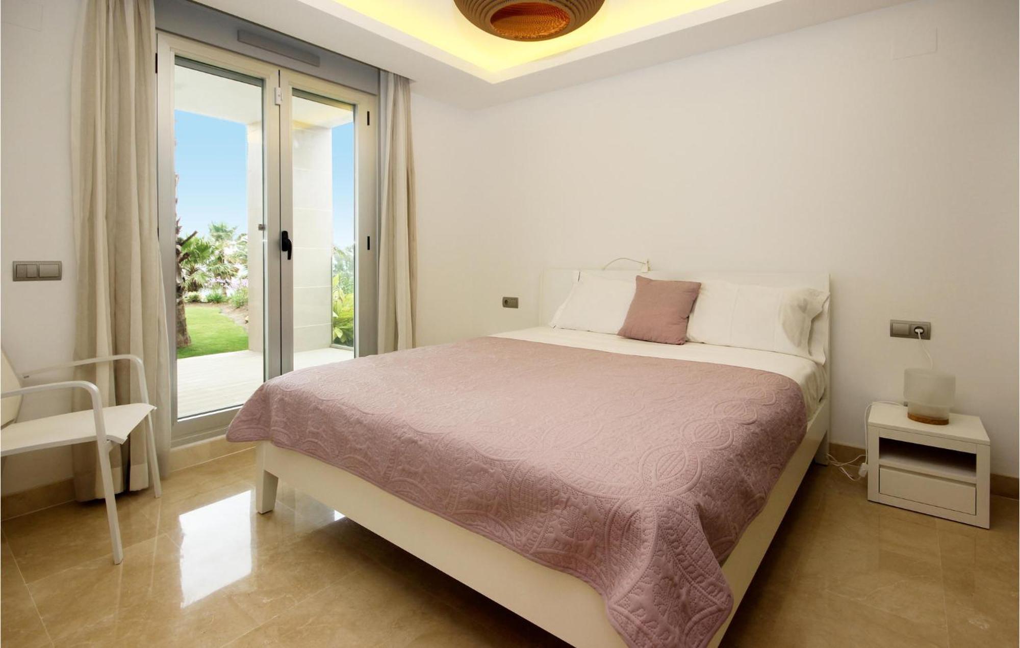 Gorgeous Apartment In Estepona With Wifi Dış mekan fotoğraf